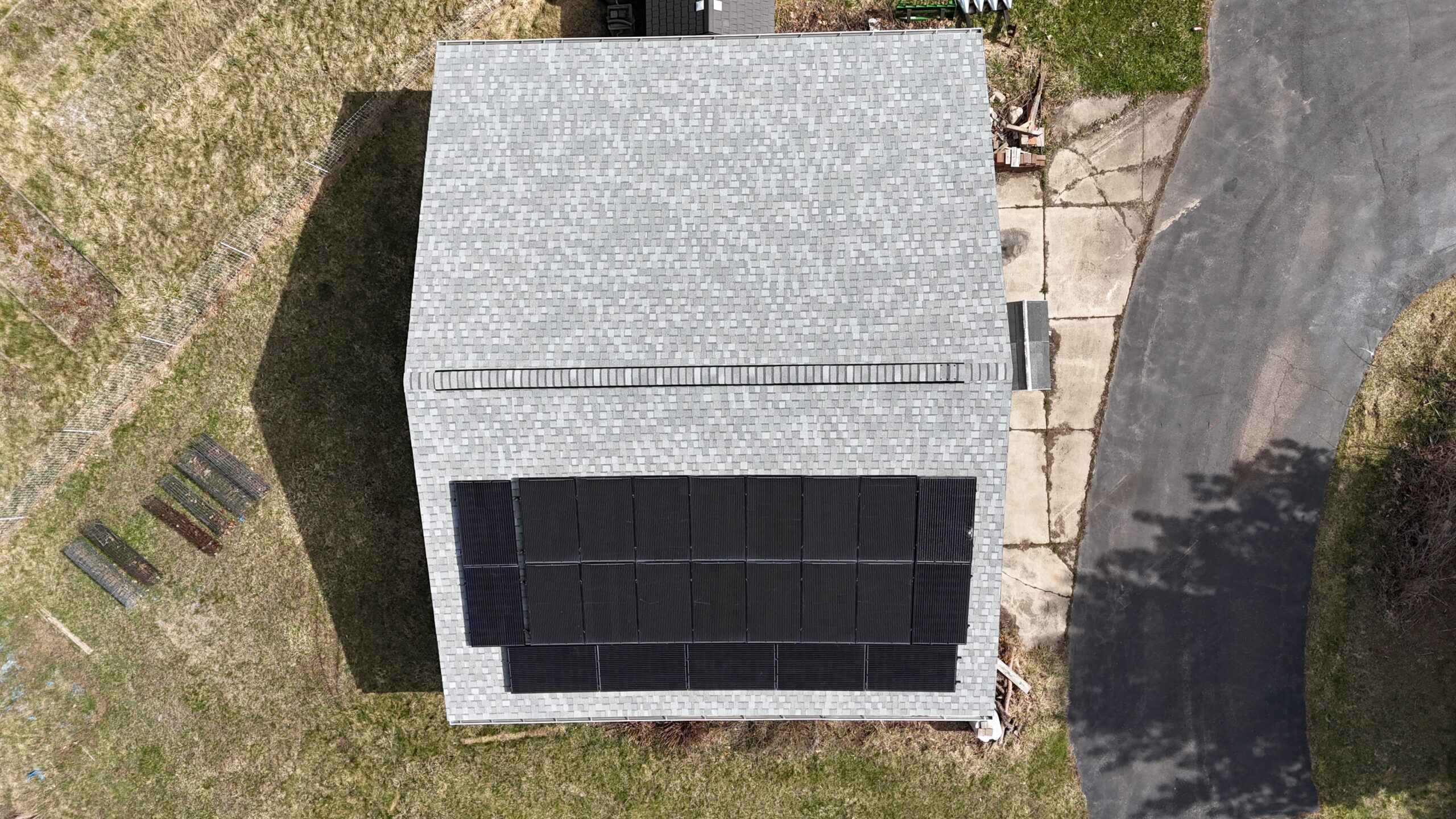 Residential roof replacement project in Metro Detroit, MI — Roofcom (#15)