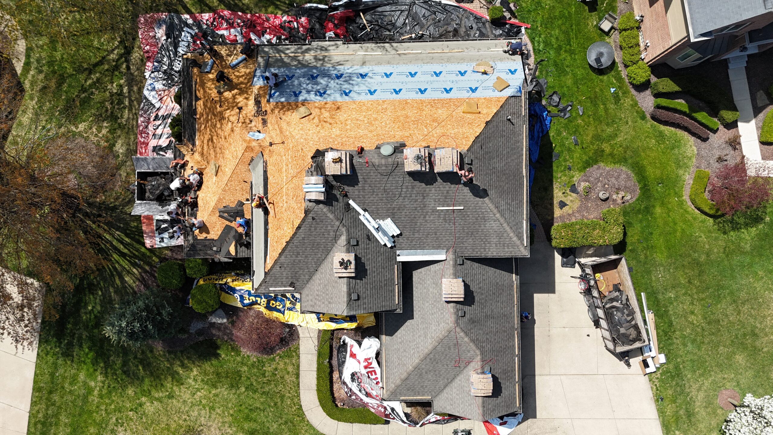 Residential roof replacement project in Metro Detroit, MI — Roofcom (#29)