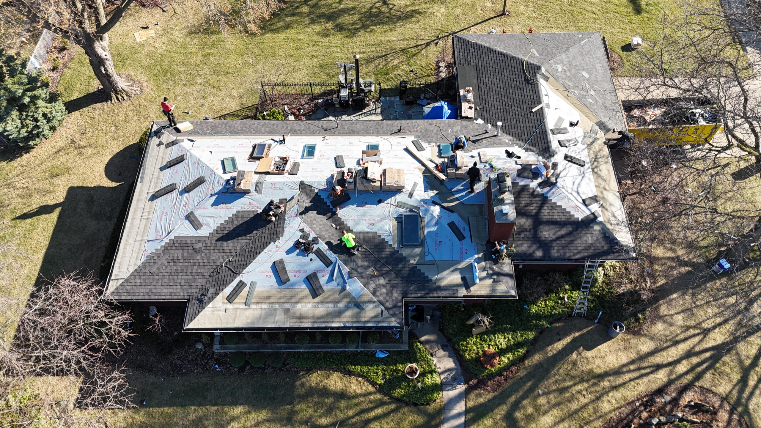 Residential roof replacement project in Metro Detroit, MI — Roofcom (#38)